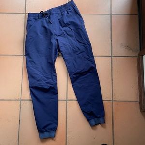 Outdoor Voices Men’s Joggers Medium